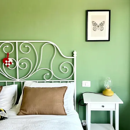 The Beekeeper, Country Escape With Terrace & Bike Near Parma