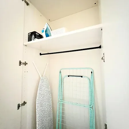 The Beekeeper, Country Escape & Terrace Near Parma Basilicanova