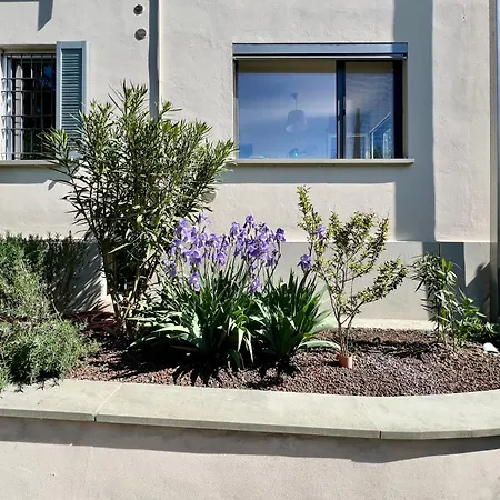 The Beekeeper, Country Escape & Terrace Near Parma