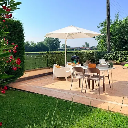 The Beekeeper, Country Escape With Terrace & Bike Near Parma Apartmán Basilicanova