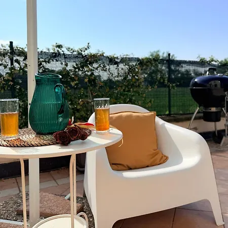 The Beekeeper, Country Escape With Terrace & Bike Near Parma * Basilicanova