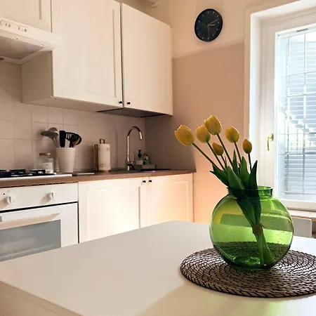 Apartmán The Beekeeper, Country Escape With Terrace & Bike Near Parma Basilicanova
