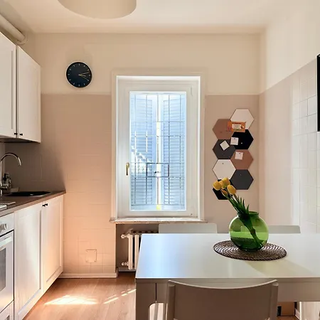 Apartmán The Beekeeper, Country Escape With Terrace & Bike Near Parma *