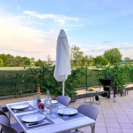 The Beekeeper, Country Escape With Terrace & Bike Near Parma Basilicanova