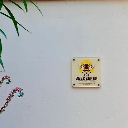 Apartmán The Beekeeper, Country Escape With Terrace & Bike Near Parma *